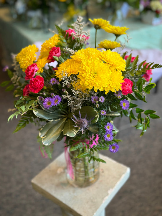 Subscription Floral Design Delivered. Start by selecting a Price...